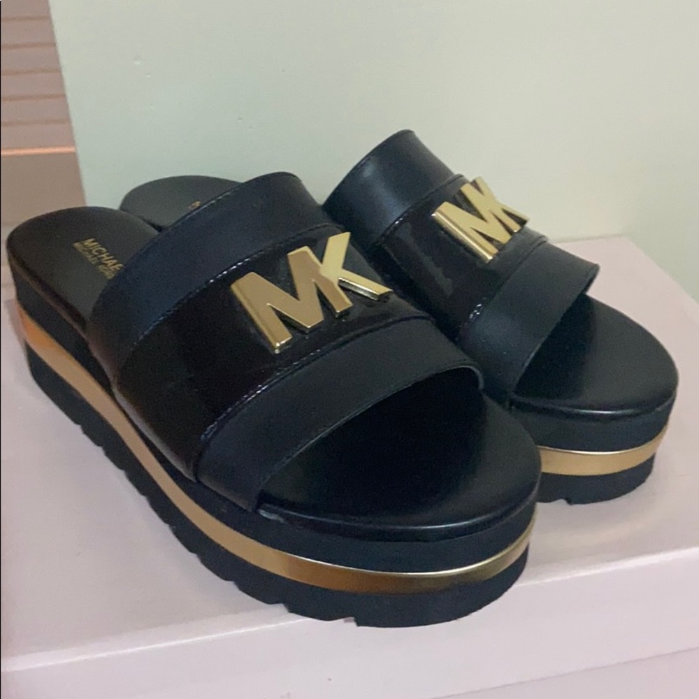 Michael Kors Wedges Size 7